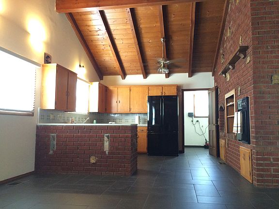 3rd image of 1515 N Laurel Ave