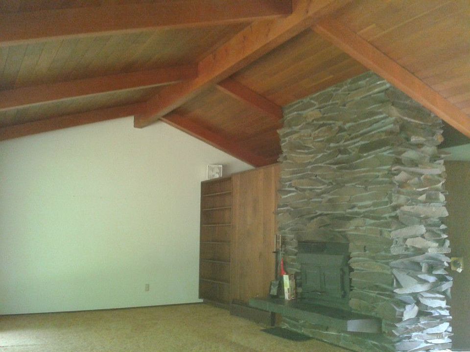 1st image of 3358 Lakemoor Cir SW