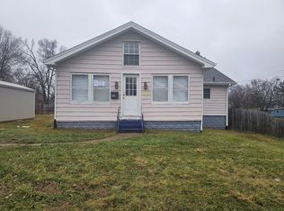 1104 Frisbie Blvd, Springfield, MI 49037