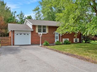 2214 Vadalabene Dr, Maryville, IL