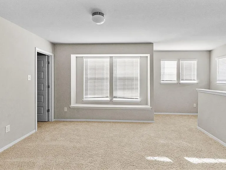 124 Fabion St — Photo 17