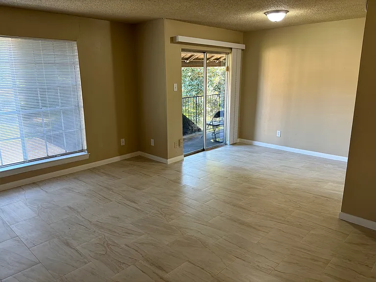 1905 Jephson Ln #8 — Photo 16