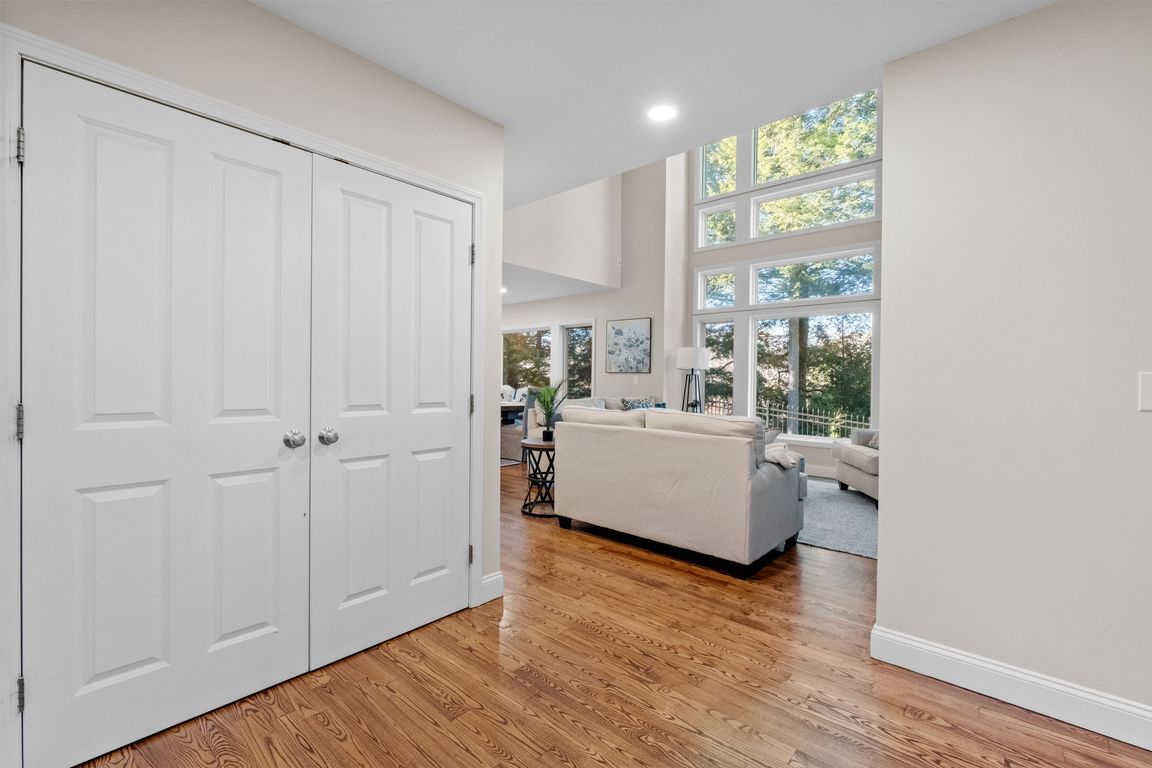 next background image