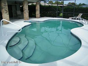 4th image of 1030 Royal Oak Ct