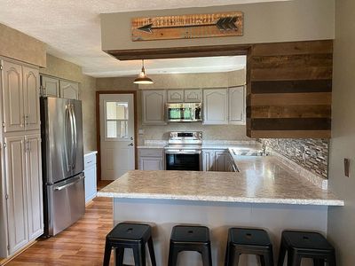 2503 Country Hills Ln, Highland, IL, 62249