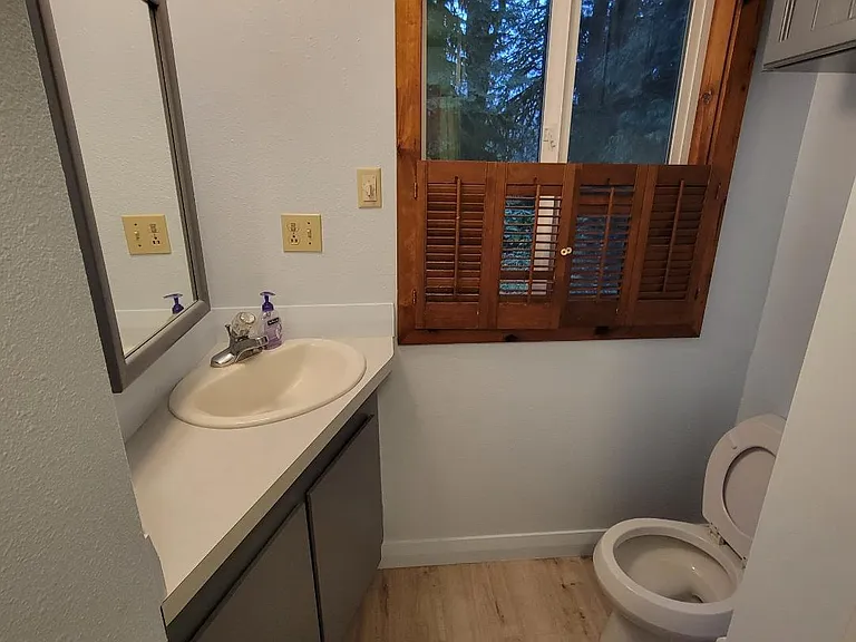 Downstairs bath -1