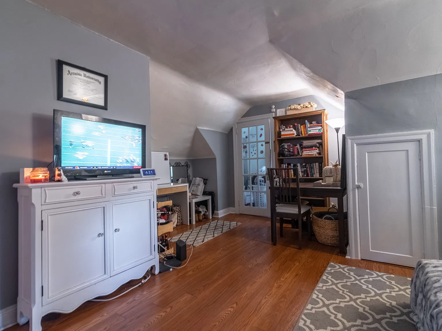 1 bed, 1000 sqft, $1,600 — Photo 4
