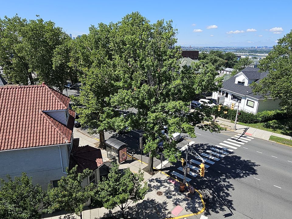 1st image of 1700 Kennedy Blvd APT 55