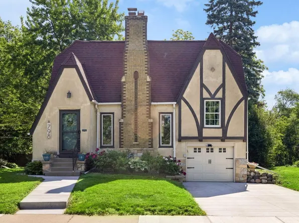 798 Pascal St N, Saint Paul, MN 55104