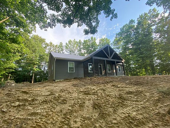 3rd image of 5950 E County Road 550 S