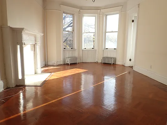 Rented by Hakeem Shahid, LREB | media 1