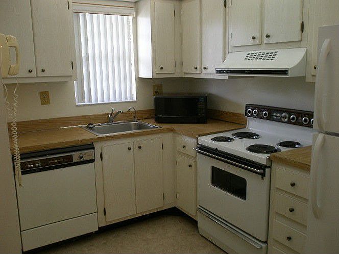 1st image of 3001 W Rolling Hills Cir APT 204