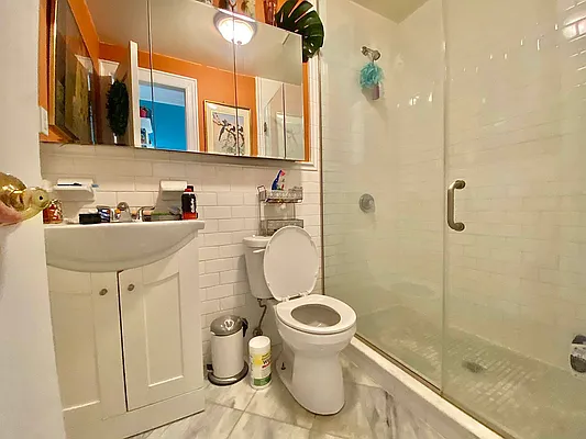 Rented by Oxford Property Group | media 16
