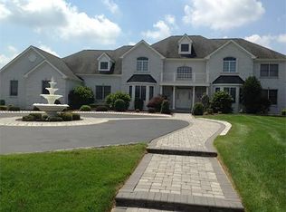 9 Scenic Way, Monroe Twp, NJ 08831