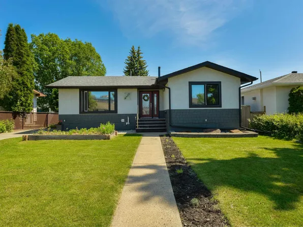8917 162nd St NW, Edmonton, AB T5R 2M5
