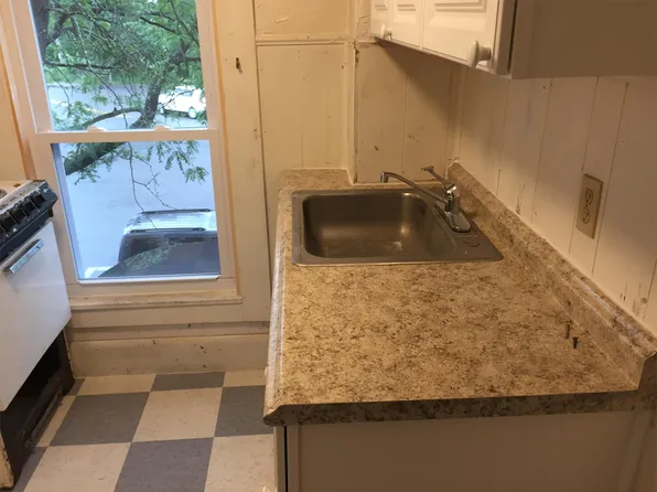 8 Depot Sq #4, Leominster, MA 01453