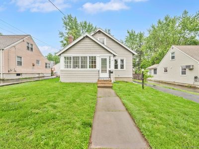 134 Saint Charles Street, West Hartford, CT, 06119
