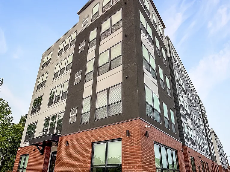 Plymouth Avenue Apartments — Photo 2