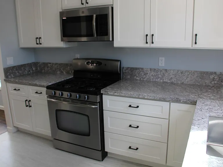 5399 Whittier Dr — Photo 8