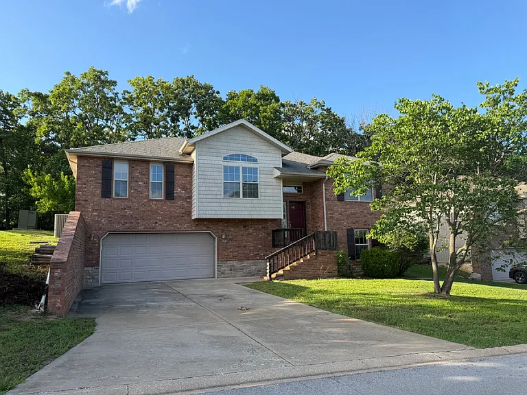 260 Roundhill Rd — Photo 34