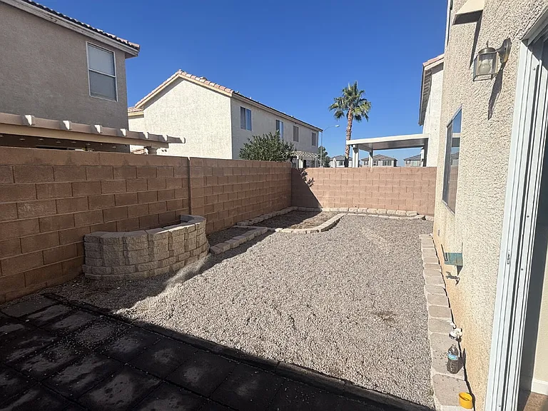 709 Spotted Eagle St — Photo 7