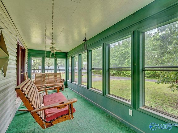 3rd image of 149 Jeffery Rd