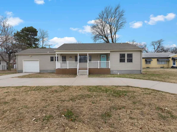 305 W 30th Ave, Hutchinson, KS 67502