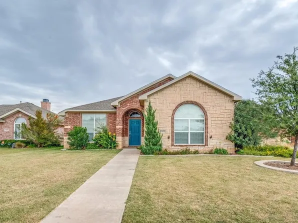 10405 Lynnhaven Pl, Lubbock, TX 79423