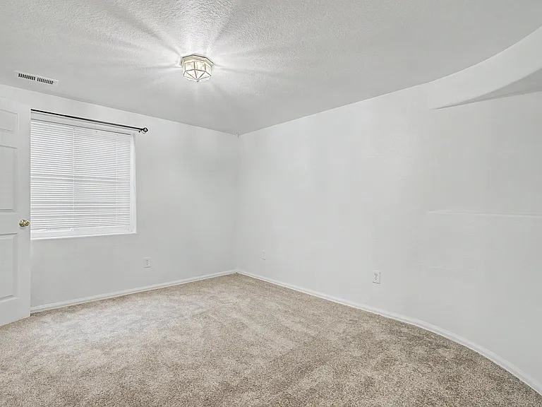 11861 Royal Portrush Ct — Photo 17