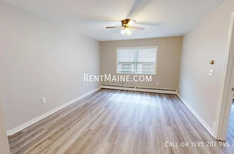 46 Baker St #4 — Photo 2