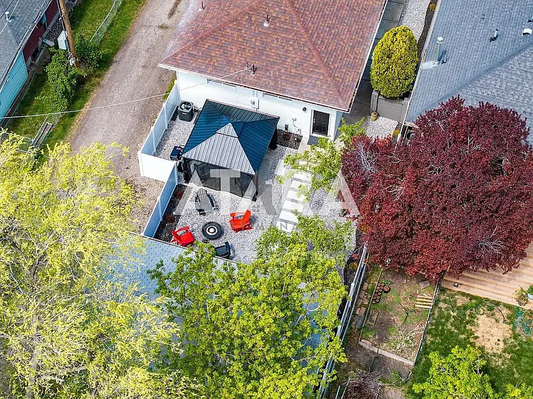 724 E Wilson Ave — Photo 48
