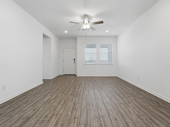 5th image of 201 Betsy Rd