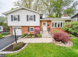 1302 Hillside Rd, Wilmington, DE 19809