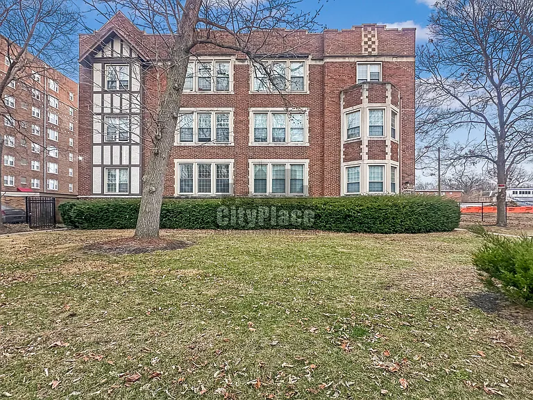 3541 N Meridian St — Photo 5