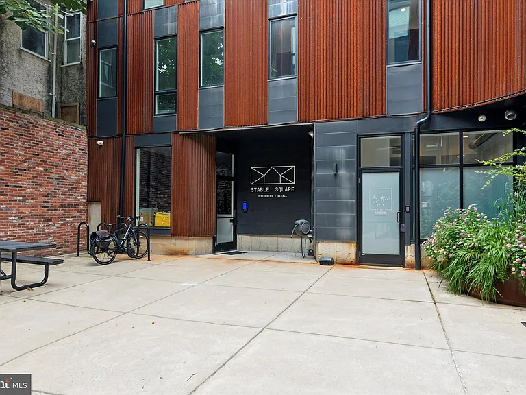 1416 Frankford Ave #206 — Photo 34
