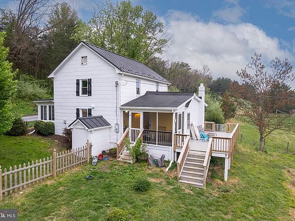3rd image of 397 Country Brook Rd