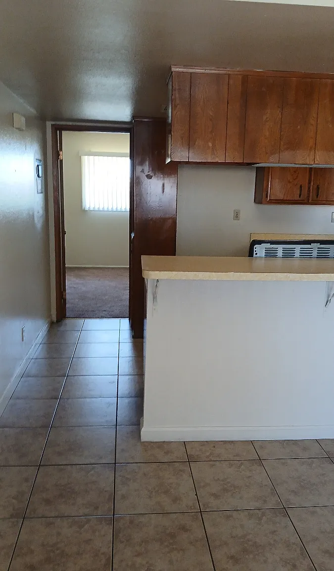 1 bed, 800 sqft, $1,350 — Photo 1