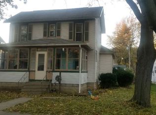 414 N 10th St, Rochelle, IL 61068