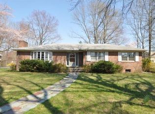 370 Plainfield Ave, Berkeley Heights, NJ 07922