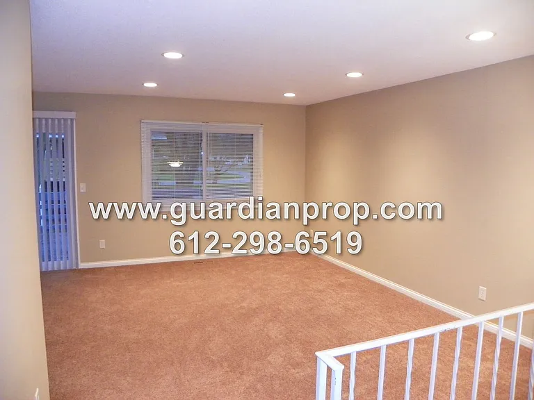 6852 Macbeth Cir — Photo 2