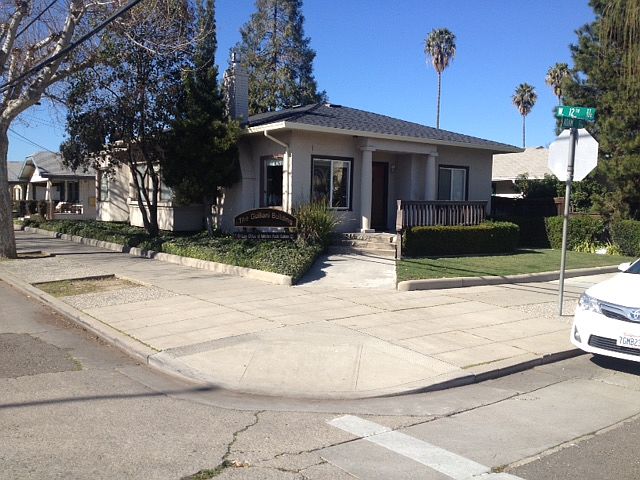 2nd image of 1203 Adams St