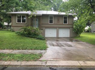 2409 SW South Ct, Blue Springs, MO 64015