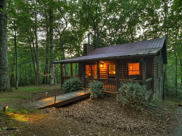 932 Granny Branch, Blue Ridge, GA 30513