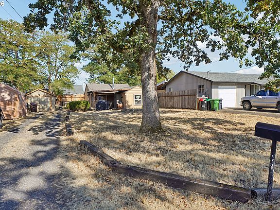 4th image of 464 S 12th St