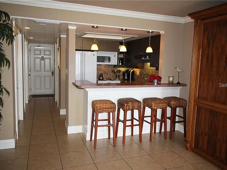 1230 Gulf Blvd #1805 — Photo 9