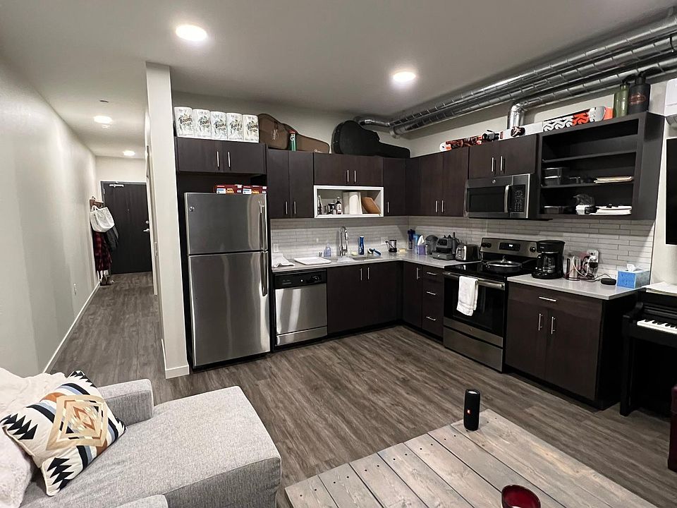 1st image of 1309 W 1st Ave #704
