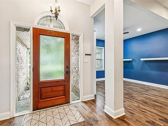 3rd image of 10 Wickfield Dr