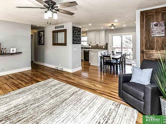 4th image of 8009 S 37th St