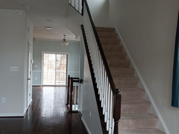 5th image of 600 Golden Pear Ln