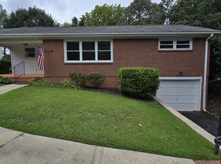 1224 Lamont Dr, Winston Salem, NC 27103